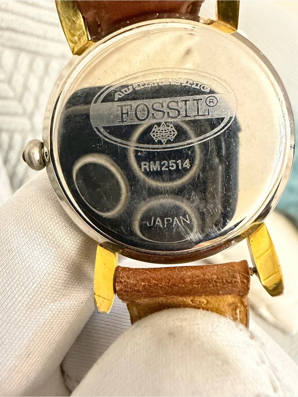 Vintage 90s Fossil RM2514 Watch Two Tone Gold T Bar Lugs Leather New Battery